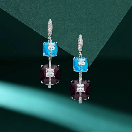 New luxurious three-dimensional double-layer inlaid geometric color zirconium earrings for women, with a high-end touch and a unique and trendy zircon inlay New luxurious three-dimensional double-layer inlaid geometric color zirconium earrings for women, with a high-end touch and a unique and trendy zircon inlay